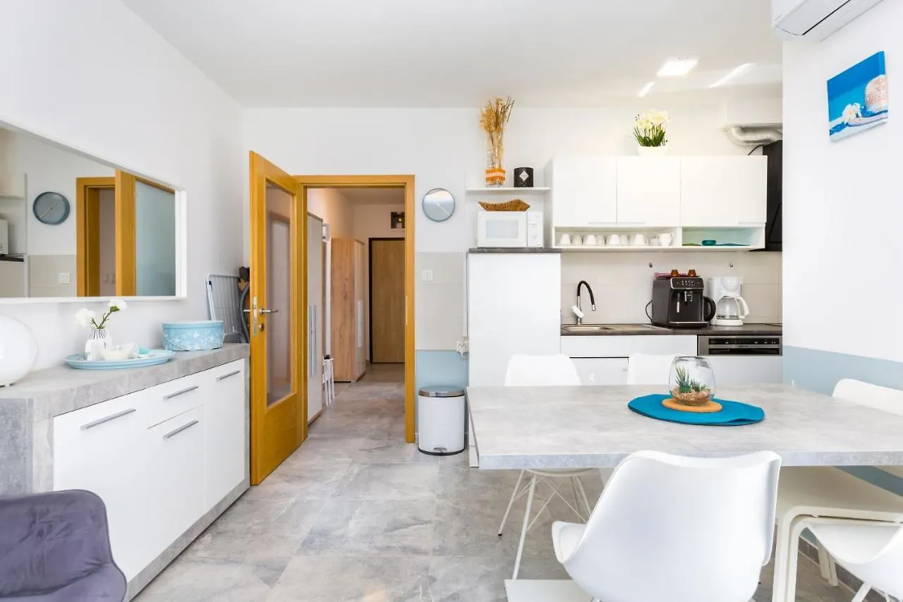 Mukalba - Emira Apartman Medulin